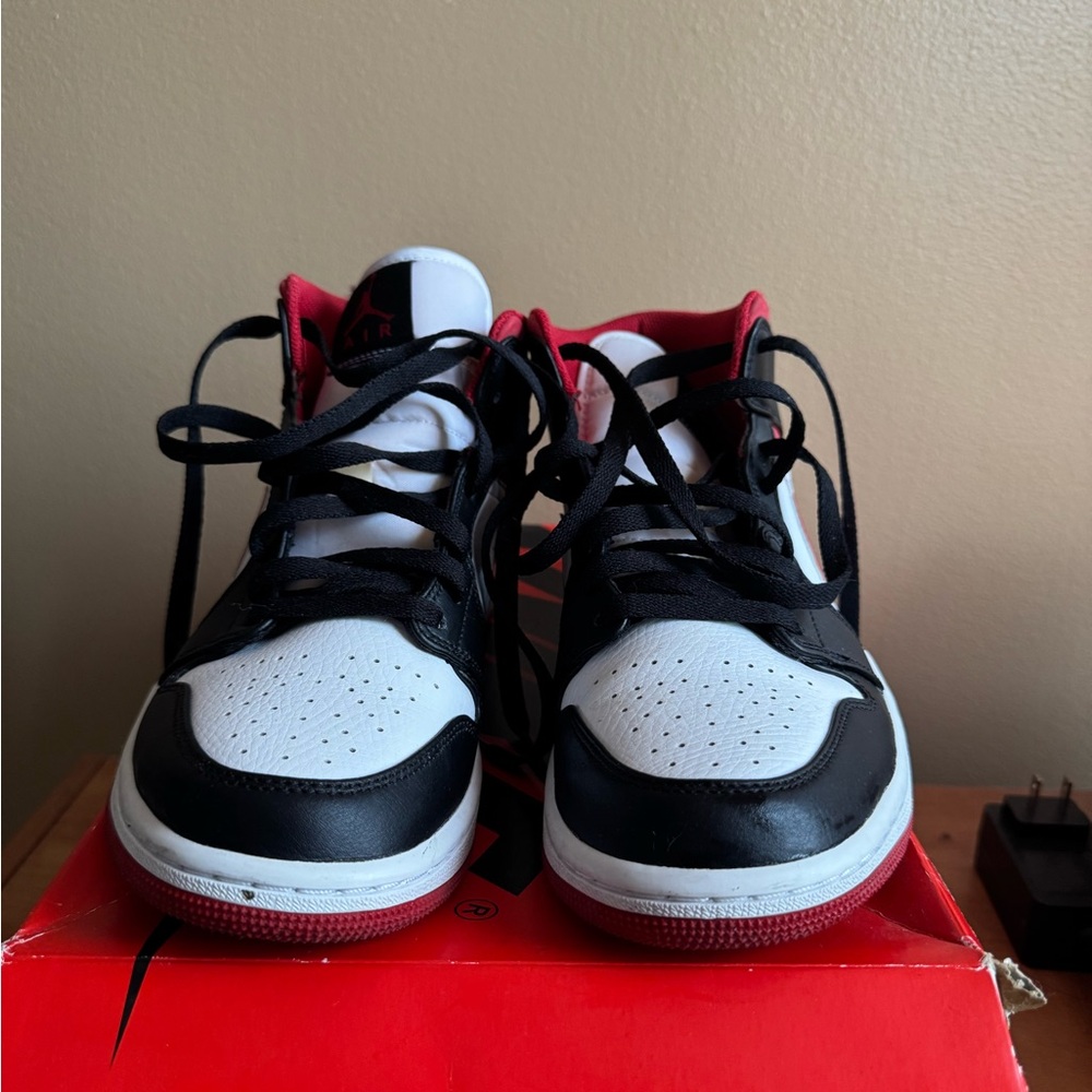 Women’s Air Jordan’s 1 Mid Sneakers